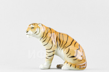 Тигр сидящий Мирный (высота 11 см)