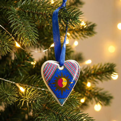 Елочная игрушка ф. Сердечко рис. Колядки (без подарочной коробки)