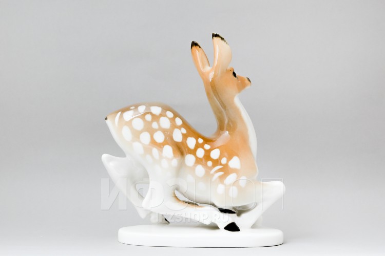 Лань без рогов (высота 24.3 см) в Москве