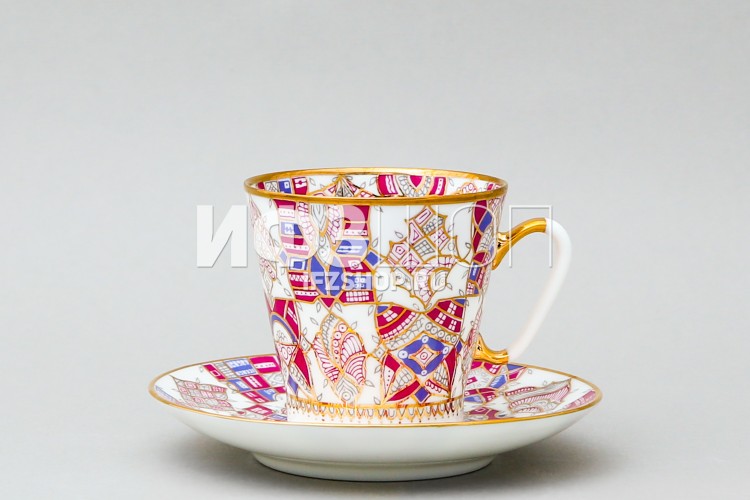 Чашка с блюдцем кофейная ф. Черный кофе рис. Розовые узоры в Москве