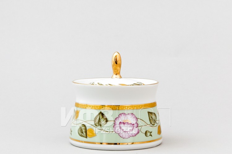 Хренница ф. Молодежная рис. Нефритовый фон в Москве