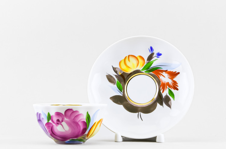 Чашка с блюдцем чайная ф. Тюльпан рис. Бал цветов 