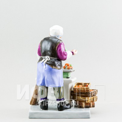 Продавщица (Уличная торговка, высота 18 см)