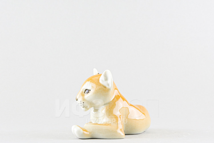 Львенок лежащий (высота 7.5 см) в Москве