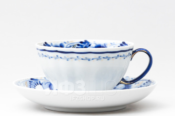 Чашка с блюдцем чайная ф. Белый лебедь рис. Голубые тюльпаны (с золотом)