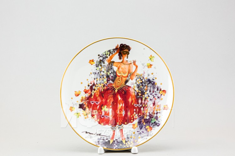 Декоративная тарелка 19.5 см рис. Коварные планы. Осень 