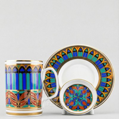 Бокал с блюдцем и крышкой рис. Готический 10