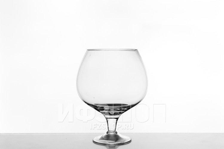Ваза-бокал, высота 20 см, объем 1.8 л, форма 6580 