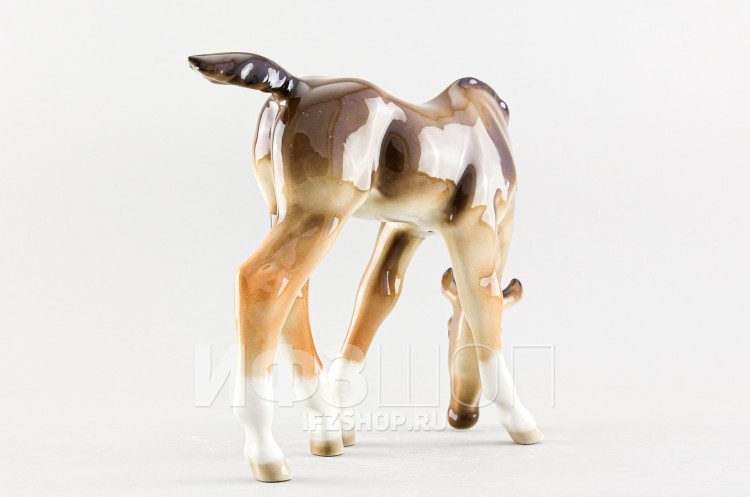 Жеребенок пасущийся Гнедой (высота 19 см, несортный) 