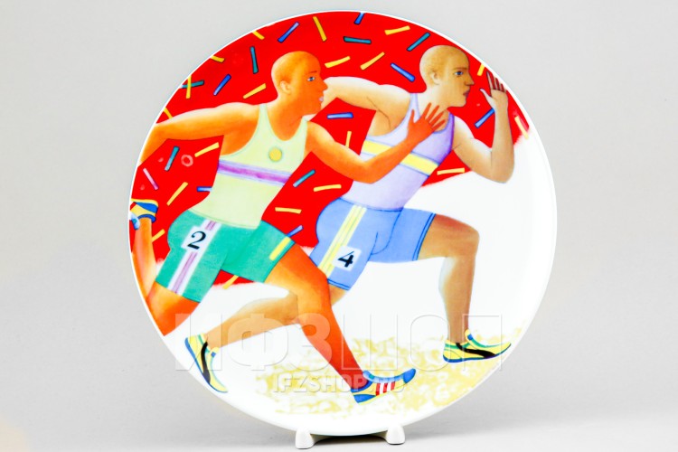 Декоративная тарелка 27.5 см рис. На финишной прямой 