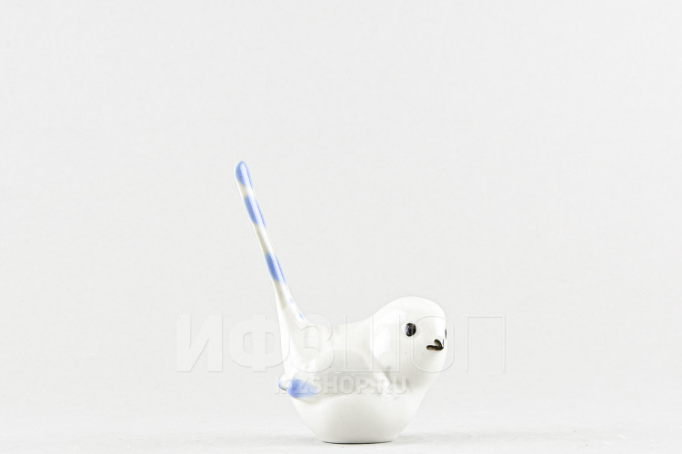 Длиннохвостая синица (высота 9.6 см) в Москве