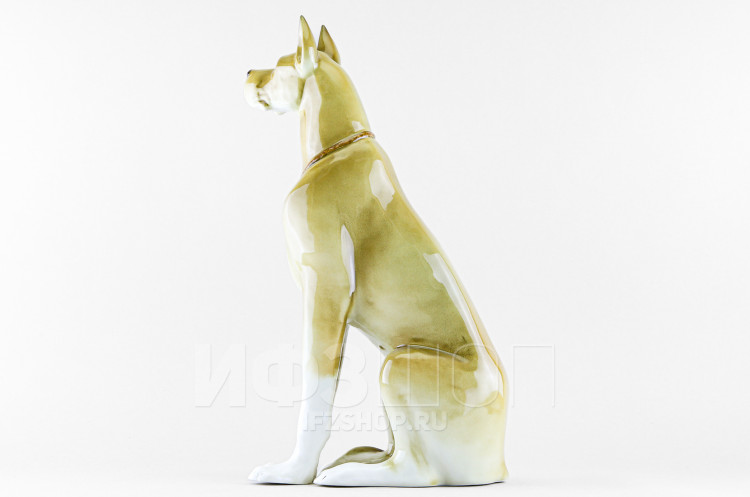 Дог Коричневый (высота 34.2 см) в Москве