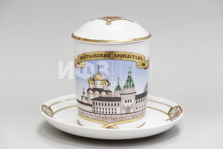 Бокал с блюдцем с крышкой ф. Снежное утро рис. Ипатьевский монастырь в Москве
