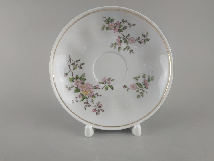 Блюдце для чайной чашки ф. Белый лебедь рис. Цветение 