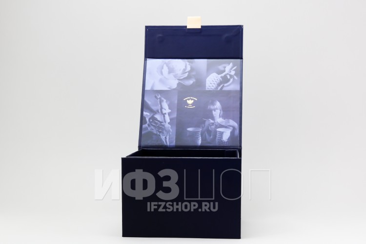 Подарочная коробка для бокала, комплекта или чашки с блюдцем, 17х17х12 см, синяя в Москве