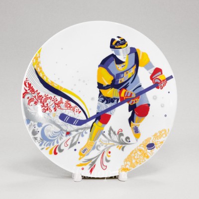 Декоративная тарелка 19.5 см рис. Хоккей. Зимний спорт