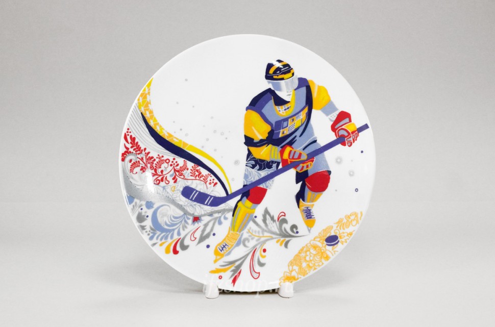 Декоративная тарелка 19.5 см рис. Хоккей. Зимний спорт