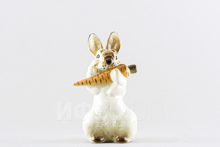 Заяц с морковкой №1 (высота 12.5 см) в Москве