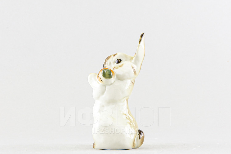 Заяц с морковкой №1 (высота 12.5 см) в Москве