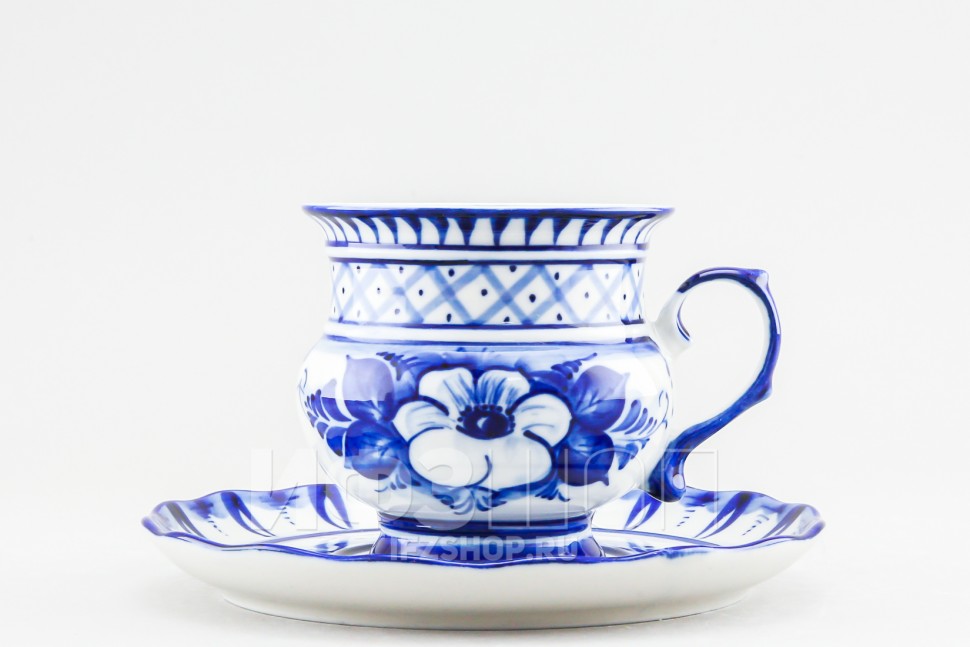 Чашка с блюдцем чайная ф. Голубка рис. Белый цветок