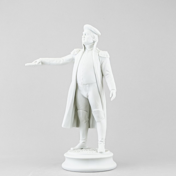 Генерал-фельдмаршал Кутузов М.И. Белый (высота, 32.8 см) в Москве