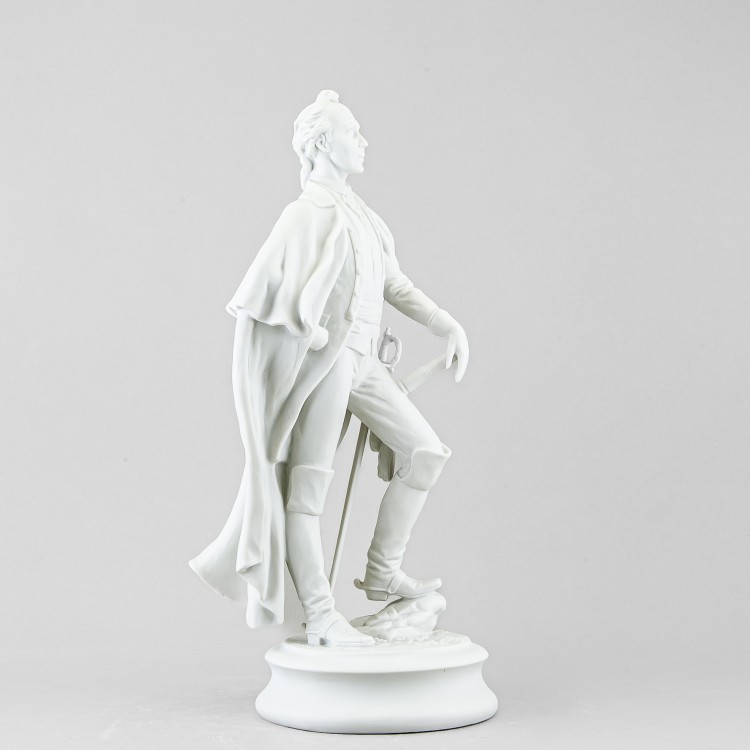 Генералиссимус Суворов А.В. Белый (высота, 33 см) в Москве