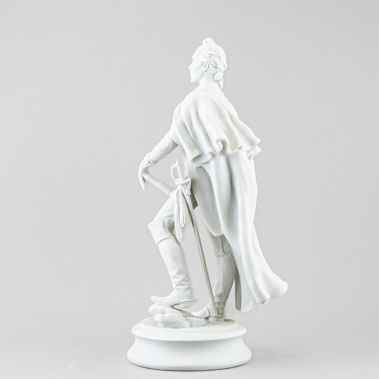 Генералиссимус Суворов А.В. Белый (высота, 33 см) в Москве