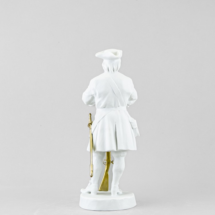 Фузилер Белый (высота, 26.7 см) в Москве