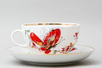 Чашка с блюдцем чайная ф. Тюльпан рис. Бабочки