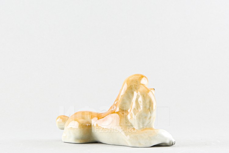 Пудель лежащий (высота 6.8 см) в Москве