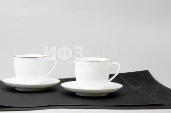 Подарочный набор: две чашки (ф. Ландыш) + две салфетки (черные)