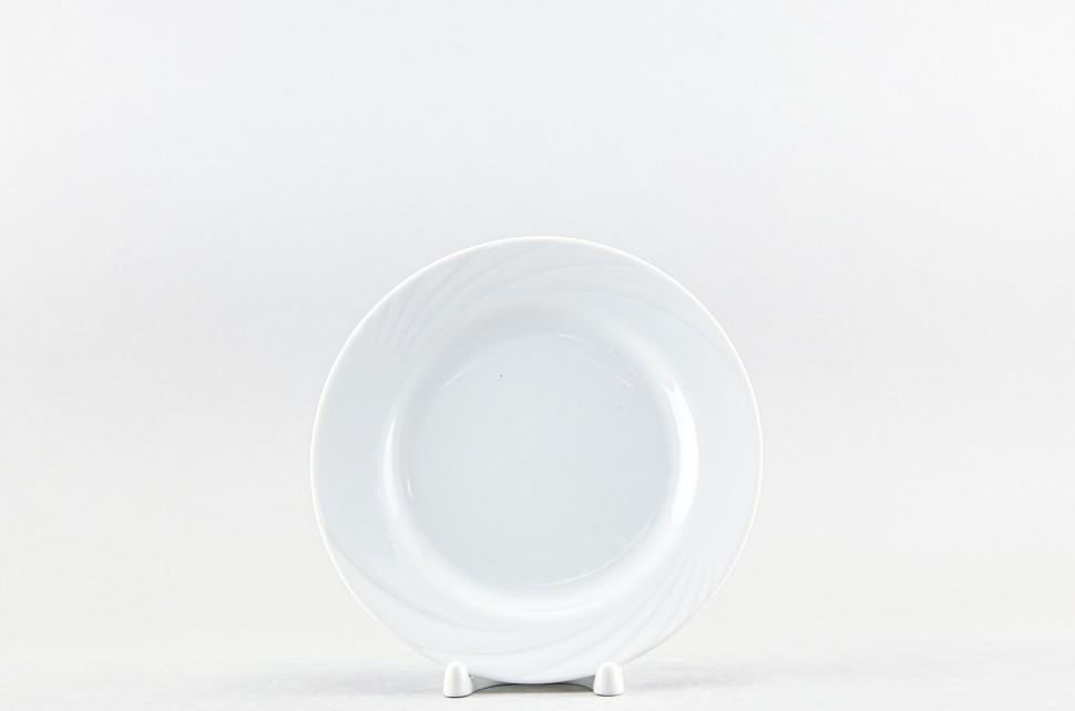 Тарелка плоская 17.5 см ф. Голубка рис. Белый