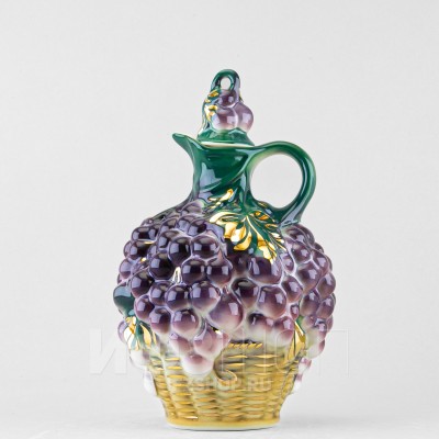 Графин ф. Виноград в корзине Изабелла
