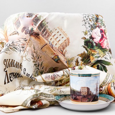 Набор из чашки с блюдцем ф. Гербовая и платка рис. Прогулки