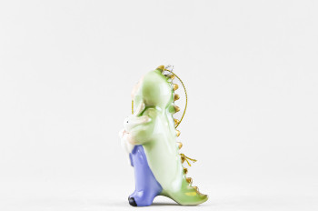 Елочная игрушка ф. Малыш в костюме дракона (высота 9.7 см)