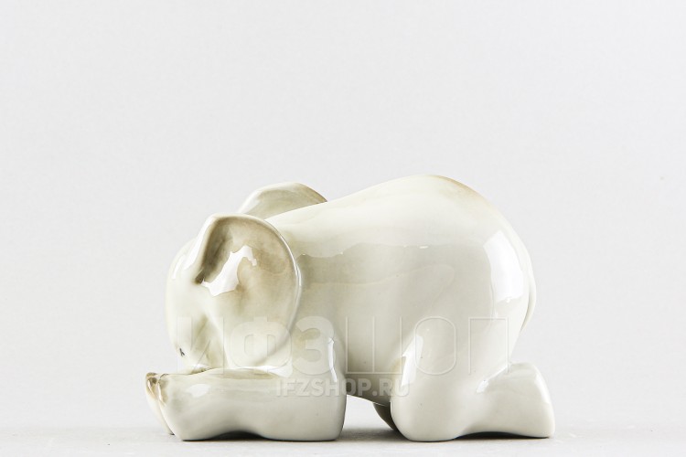 Слоненок спящий (высота 9.4 см) в Москве
