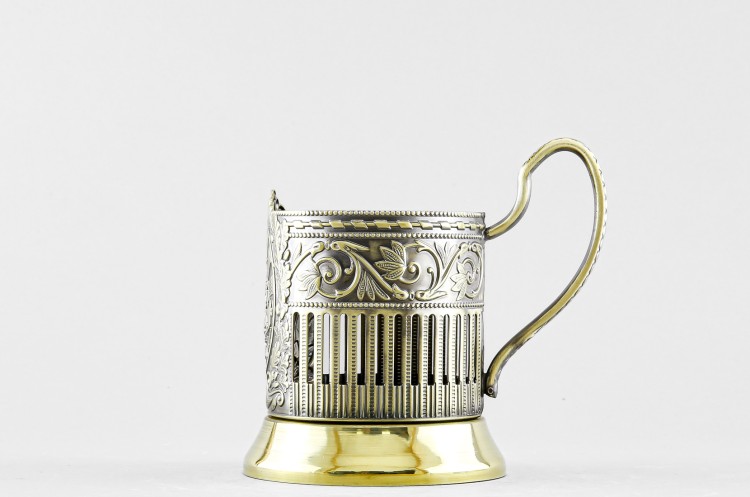 Подстаканник латунный, Миру мир в Челябинске