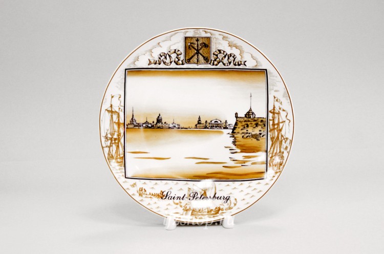 Декоративная тарелка 19.5 см рис. Град Петров в Москве